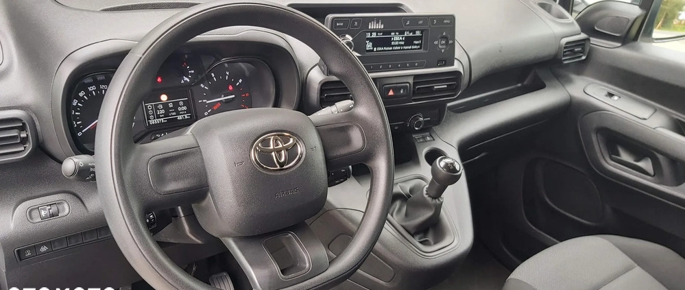 Toyota Proace City Verso cena 72900 przebieg: 65573, rok produkcji 2020 z Oborniki małe 497